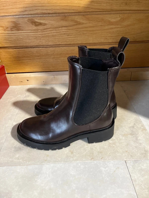 Preloved Boots | Chunky Chelsea Ankle Boot | Dark Brown | Size 5 | H& M
