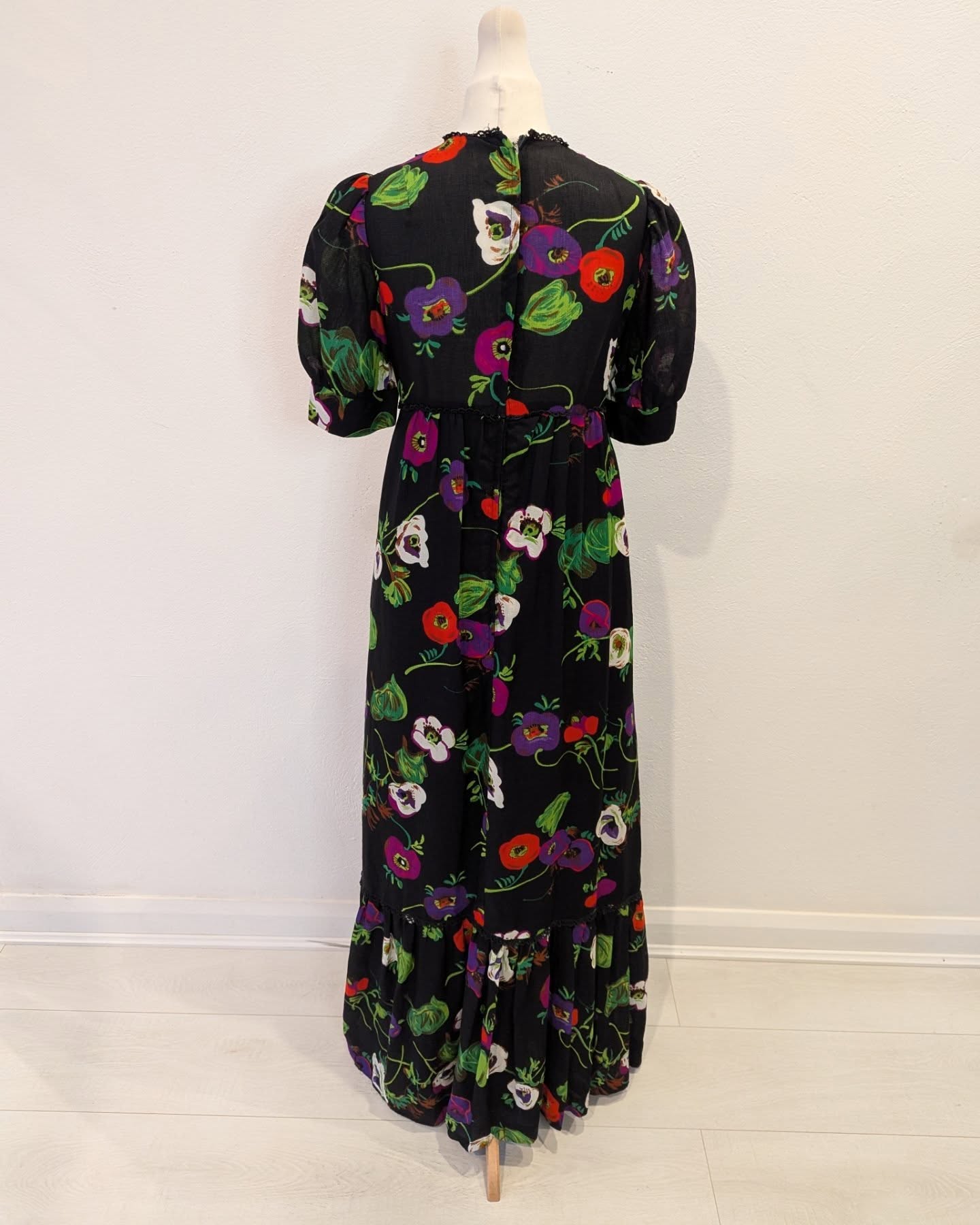 Vintage Dresses - Vintage Maxi Dress - 70s Maxi by Wendys - Black and Multi-coloured Floral print Size 10 UK - Frock33