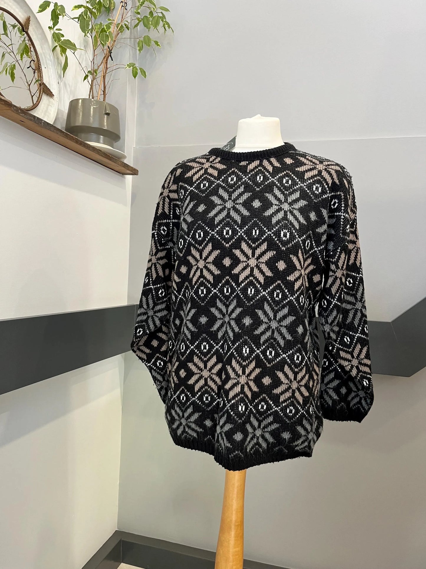 Vintage Clothing - Vintage Jumper - 80s Grey, Brown & White size S - Vintage Knitwear - Frock33