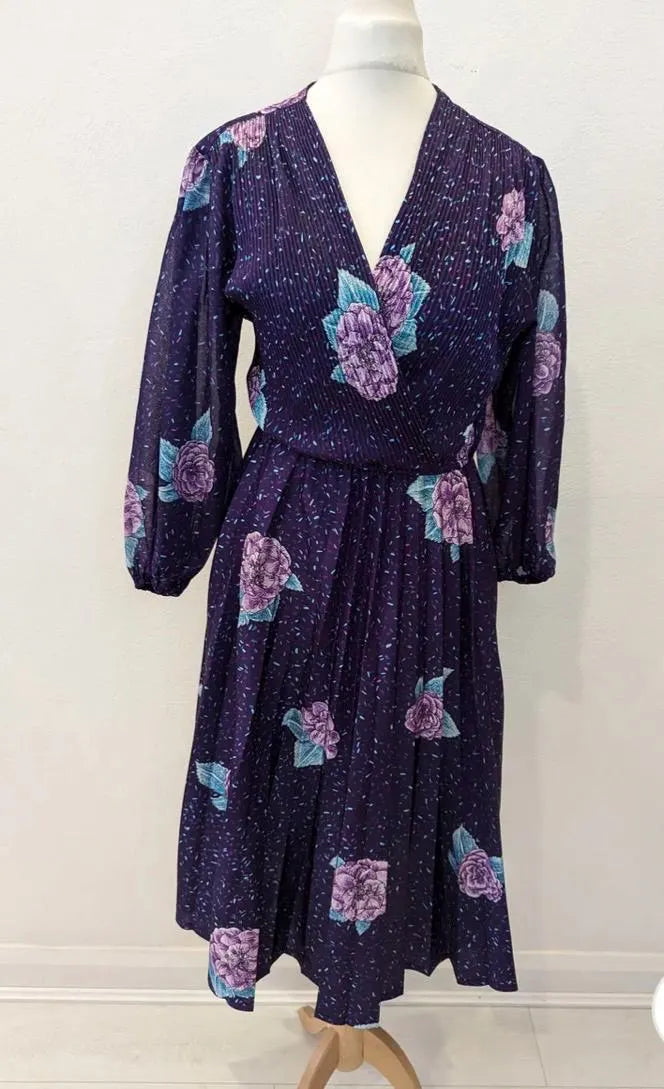 Vintage Dresses - Occasion dress - Purple and Lilac - Size 12/14 UK Long Sleeve dress Frock33