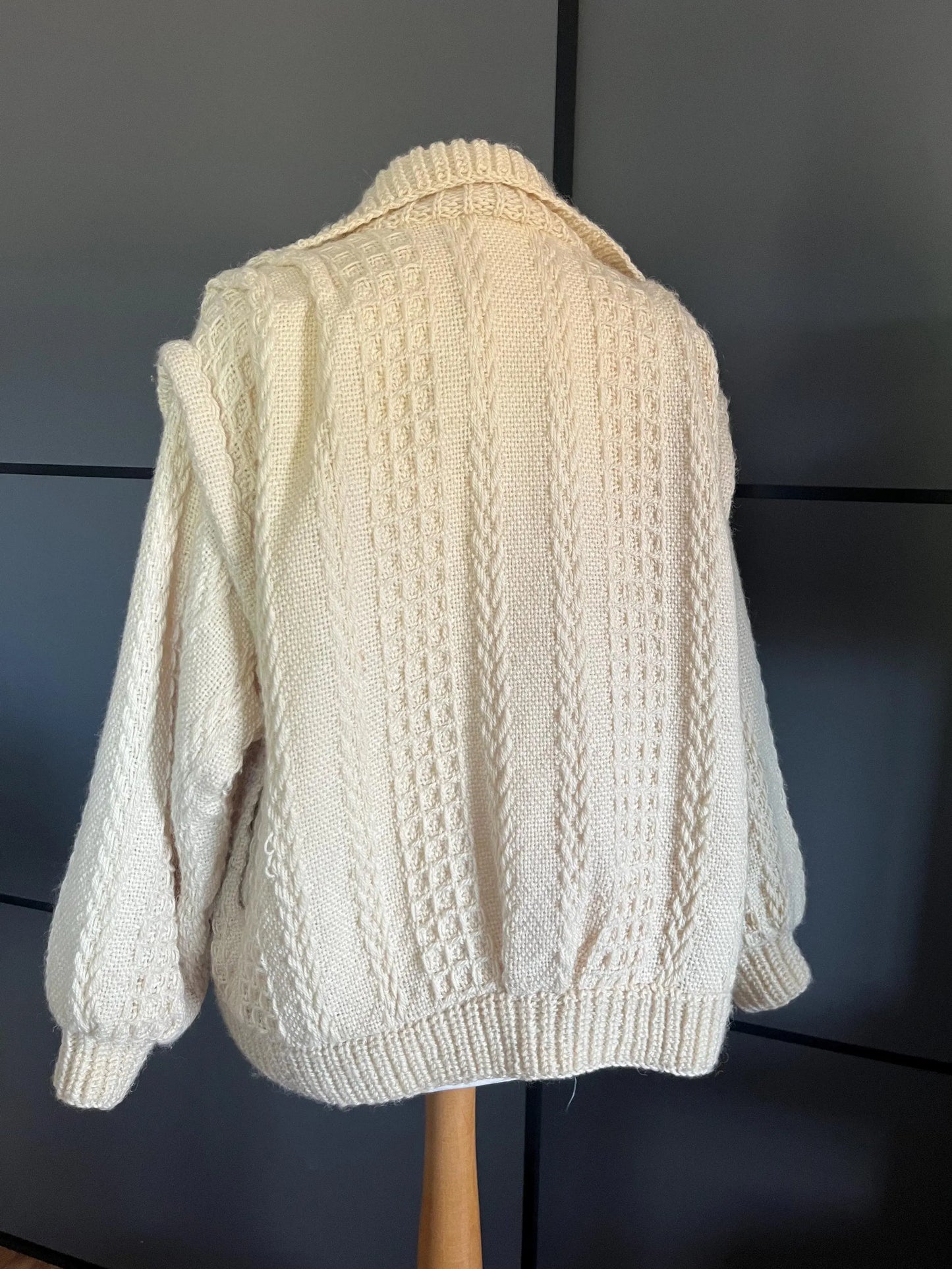Vintage Clothing |Cardigan | Wool Blend | Irish Made | Shacket Style | Frock33