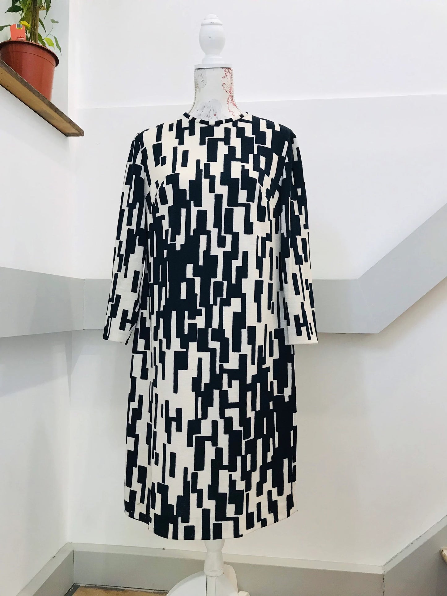 Vintage Dresses | 1960s Navy and White Mod Dress by Win Fink Modell | Frock33