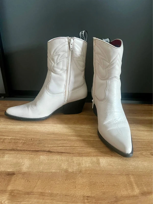Vintage Cowboy Boots | Bronx |Cream Leather |Y2K | Size 4 UK |Frock 33