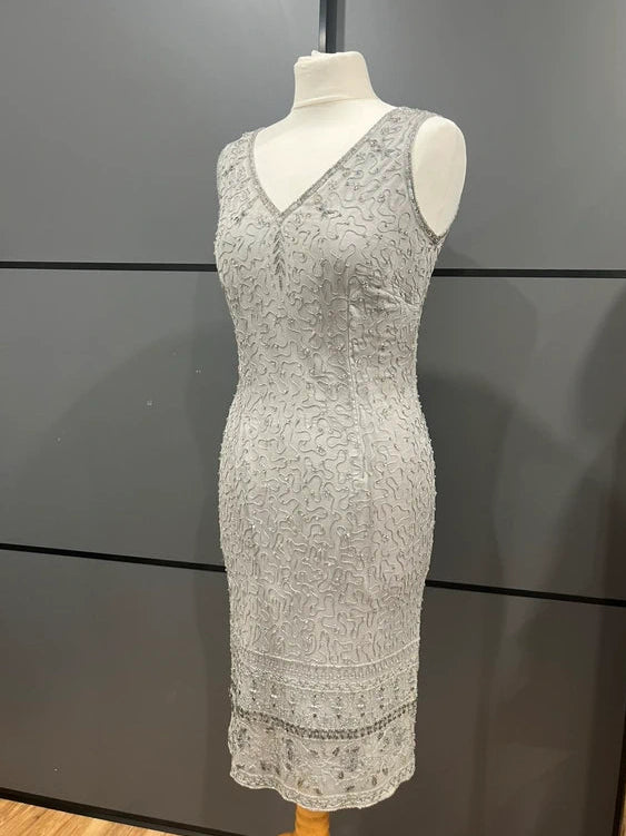 Vintage clothing | 90s Dress | Silk and Sequins | Size 8-10 | Frock33