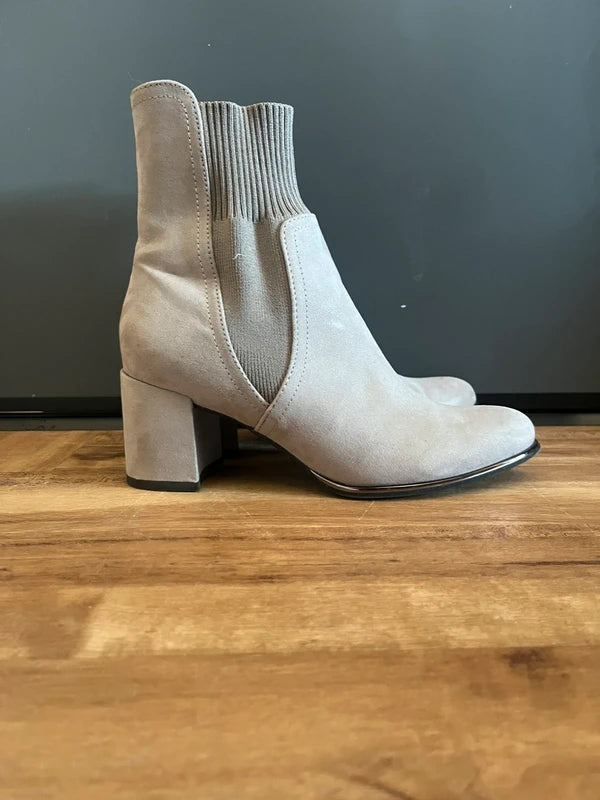 Suede Ankle Boots | Marco Tozzi  |Grey | | Size 4 UK |Frock 33