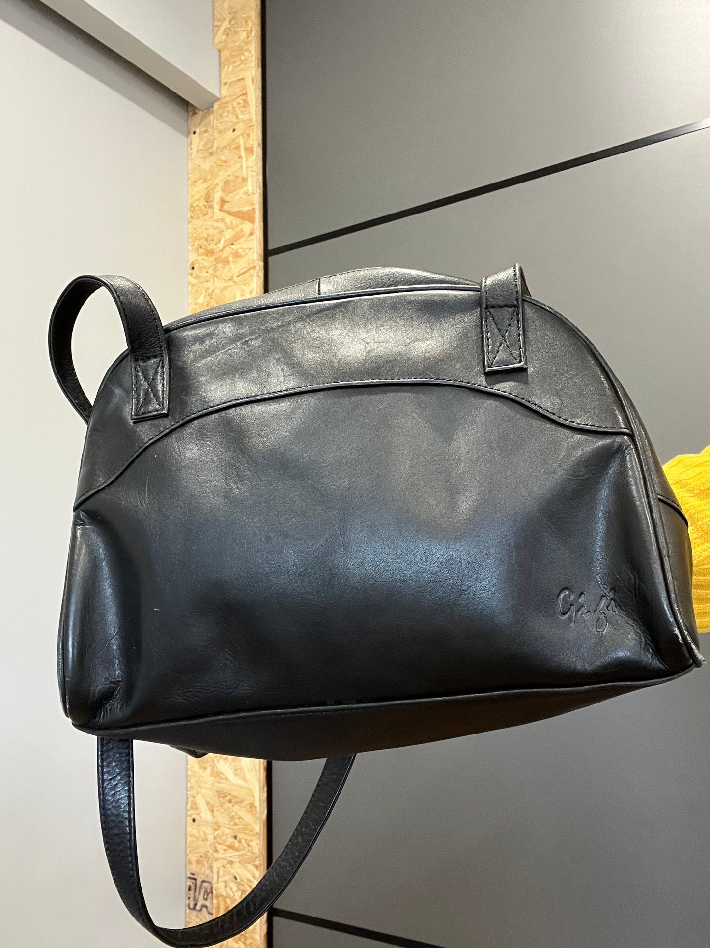 Vintage Accessories - Vintage Shoulder Bag- Black Leather with long strap- by GIGI - Frock33