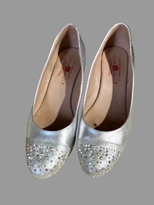 Silver wedge shoe| Mid Height | UK Size 5 | Made in Spain | Embellished Toe