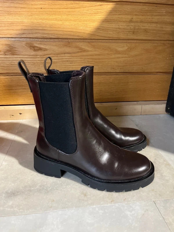 Preloved Boots | Chunky Chelsea Ankle Boot | Dark Brown | Size 5 | H& M