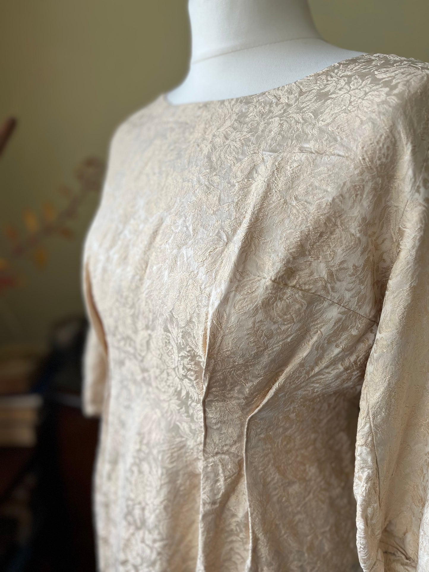 Vintage clothing- Vintage Dress- MIDI Dress- gold- size 10- frock33