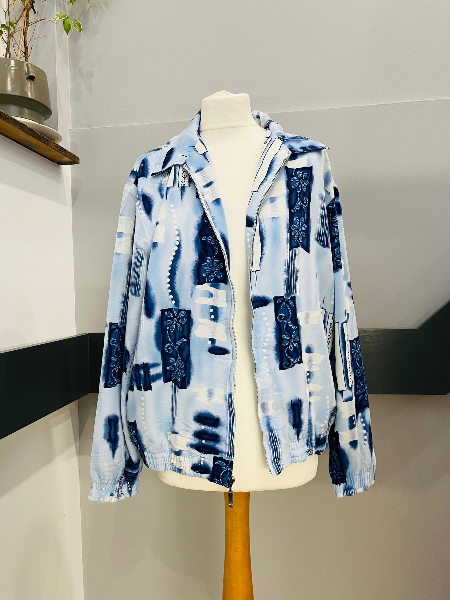 Vintage clothing- vintage Shacket -1980s Blue and White size 12 - Frock 33