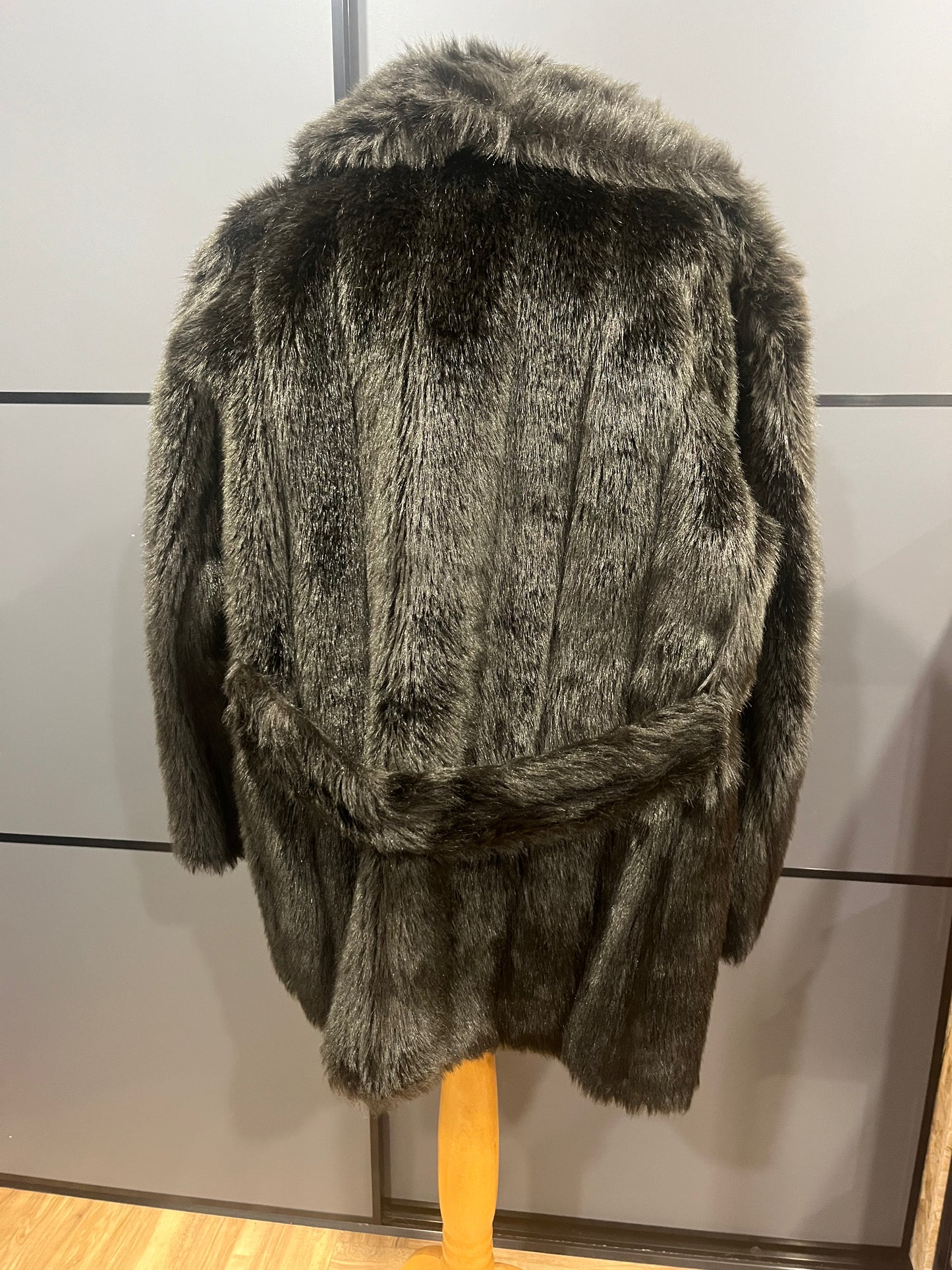 Vintage Clothing- Vintage Faux mink style- dark brown - 1980s - Frock33