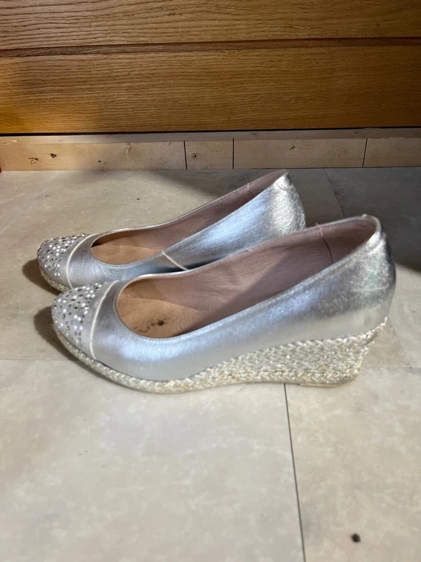 Silver wedge shoe| Mid Height | UK Size 5 | Made in Spain | Embellished Toe