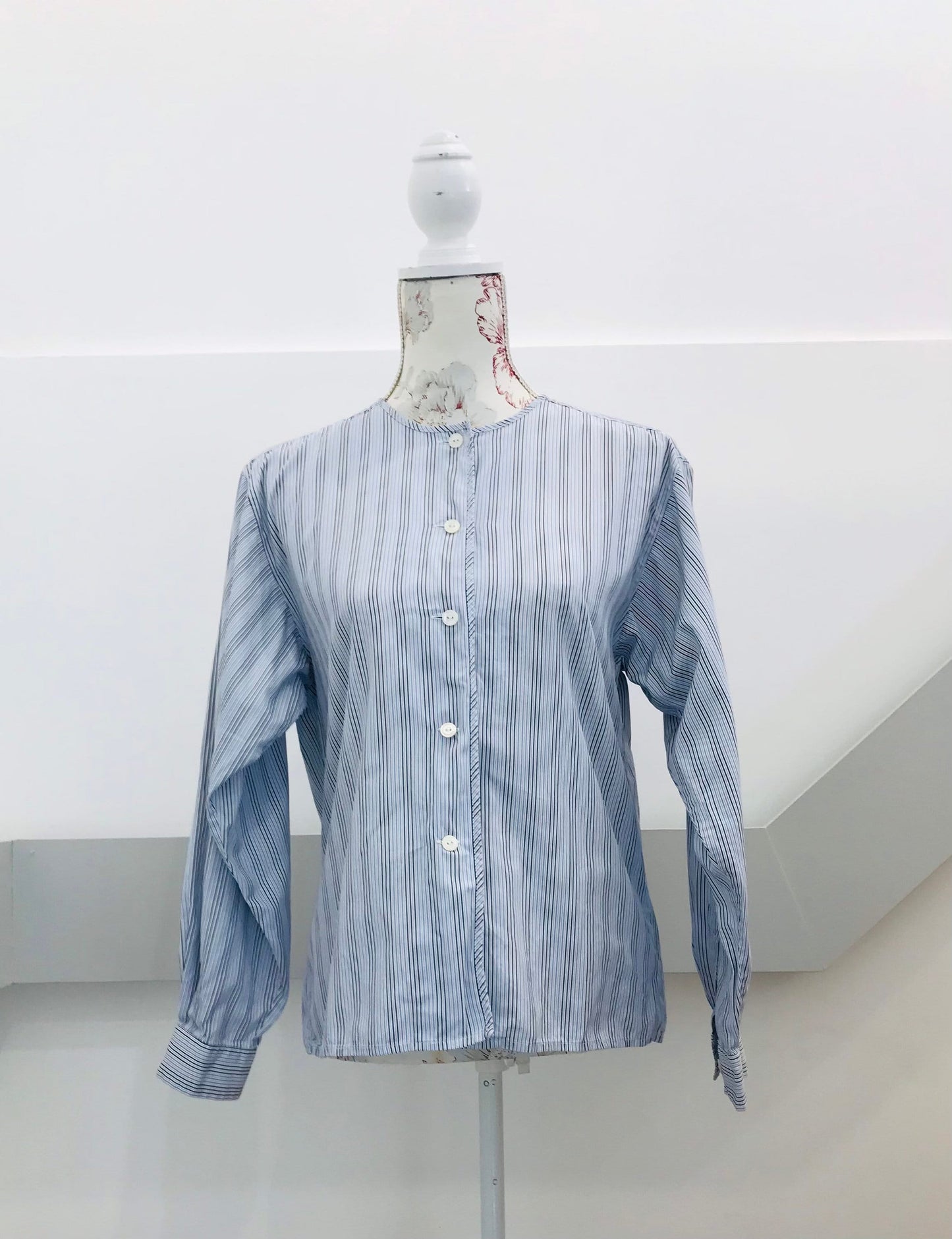 Vintage Clothing - Blue Blouse by Dobhran - 90s Vintage - Frock 33