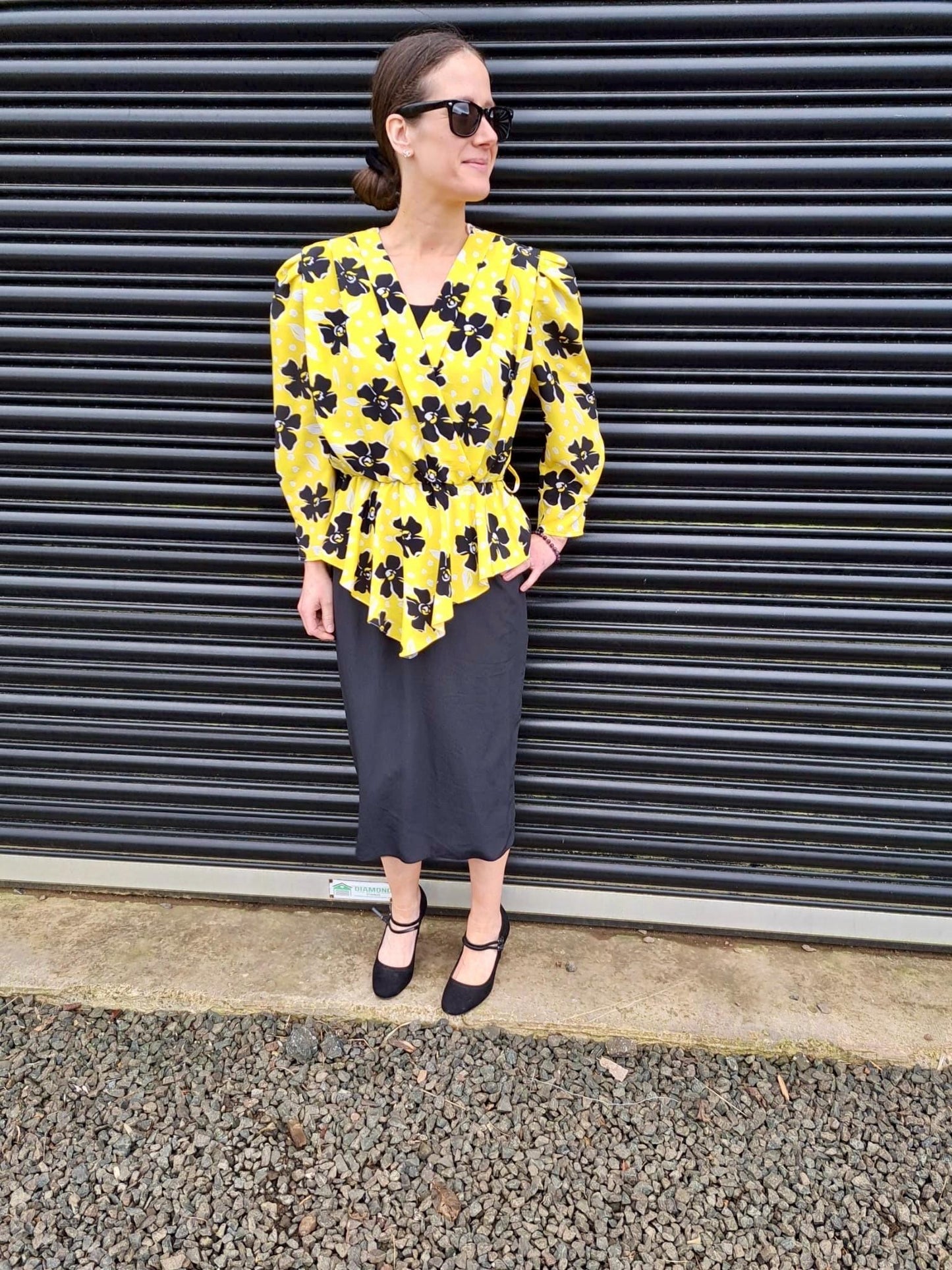 Vintage Dresses -Black and Yellow Midi 80s - Size 12 - Frock33