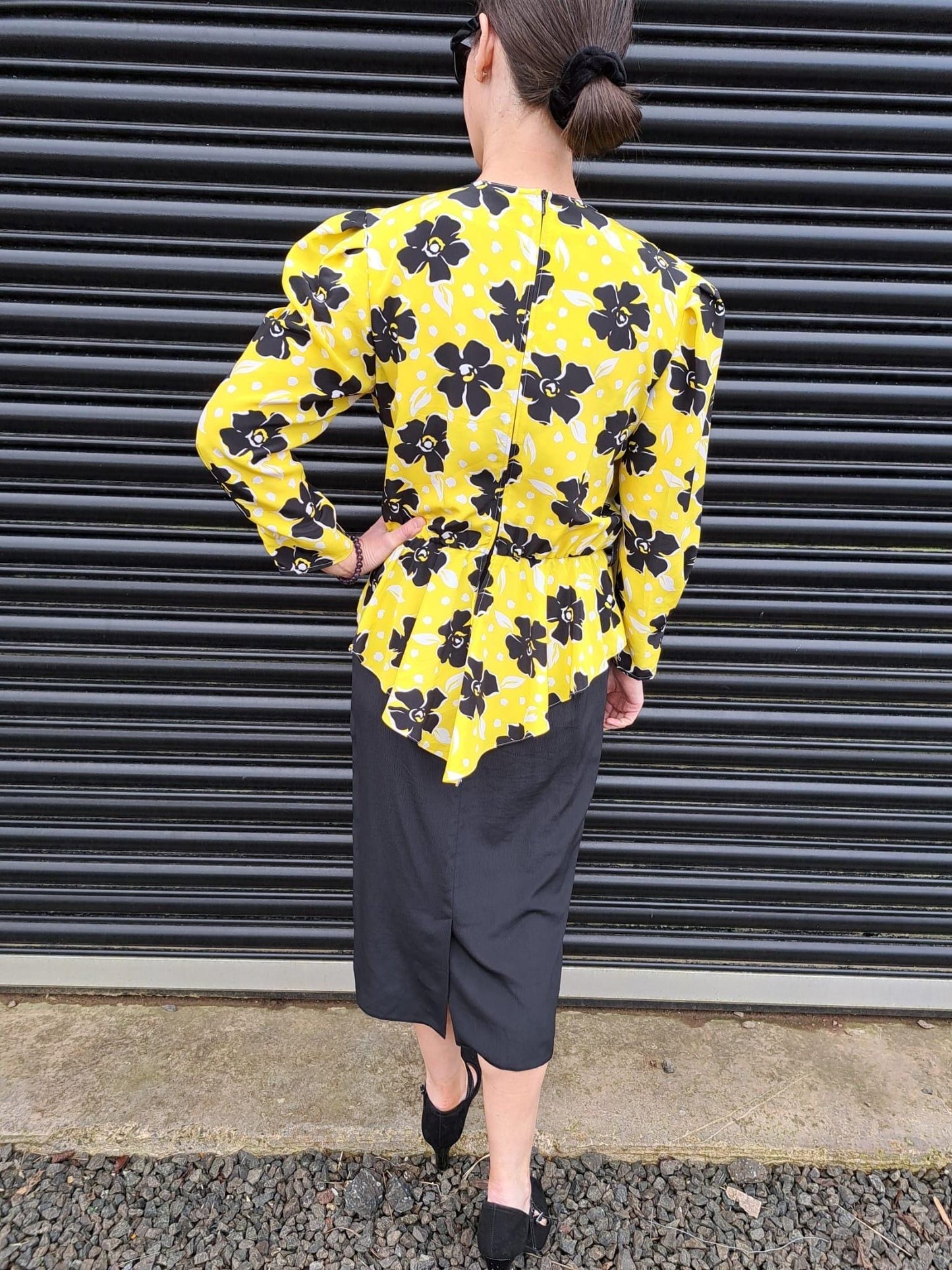 Vintage Dresses -Black and Yellow Midi 80s - Size 12 - Frock33