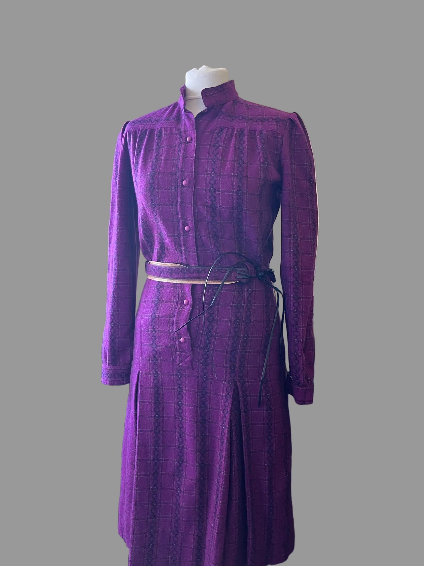 Vintage Clothing -Vintage Dress - Purple Dress - Size 8 - 10 Frock 33