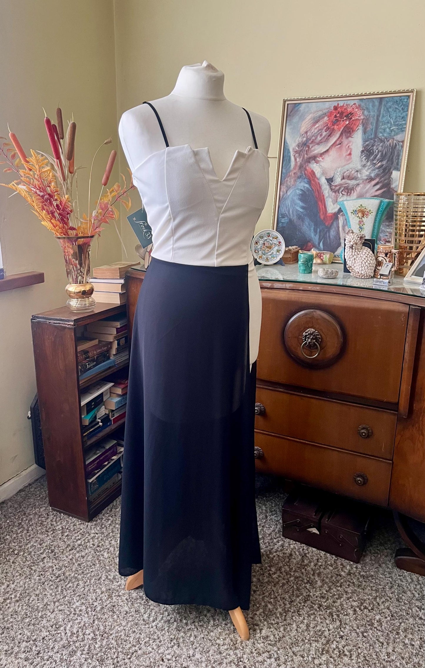 Vintage Clothing - Vintage Dress- Maxi Dress- Monochrome - 90s - Black and White Maxi-  size 8 - Frock33