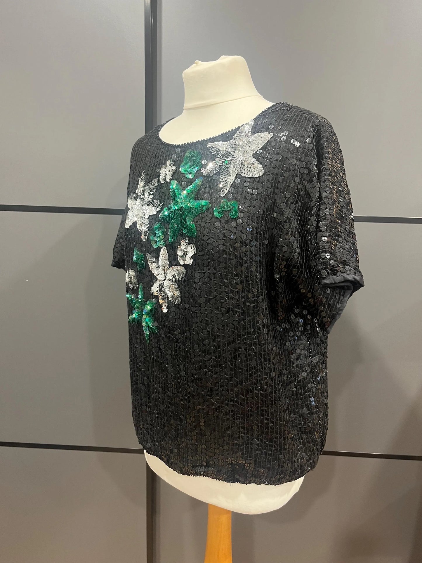 Vintage Clothing- Vintage Party Top - sequinned - size 12 - 14 - Frock33