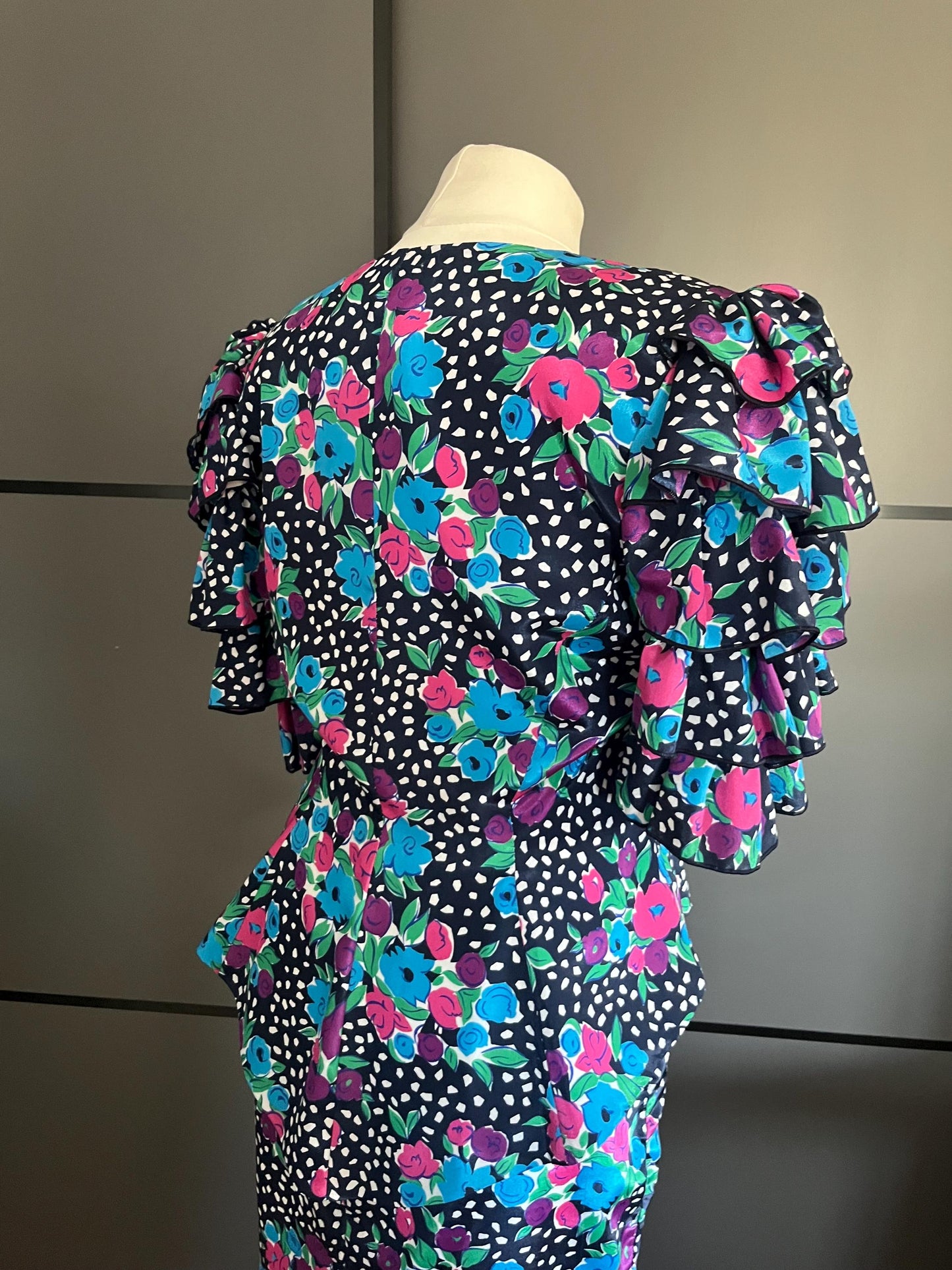 Vintage Clothing - Vintage Two Piece - Matching Top and Skirt - 1980s - Size 12 - Frock 33