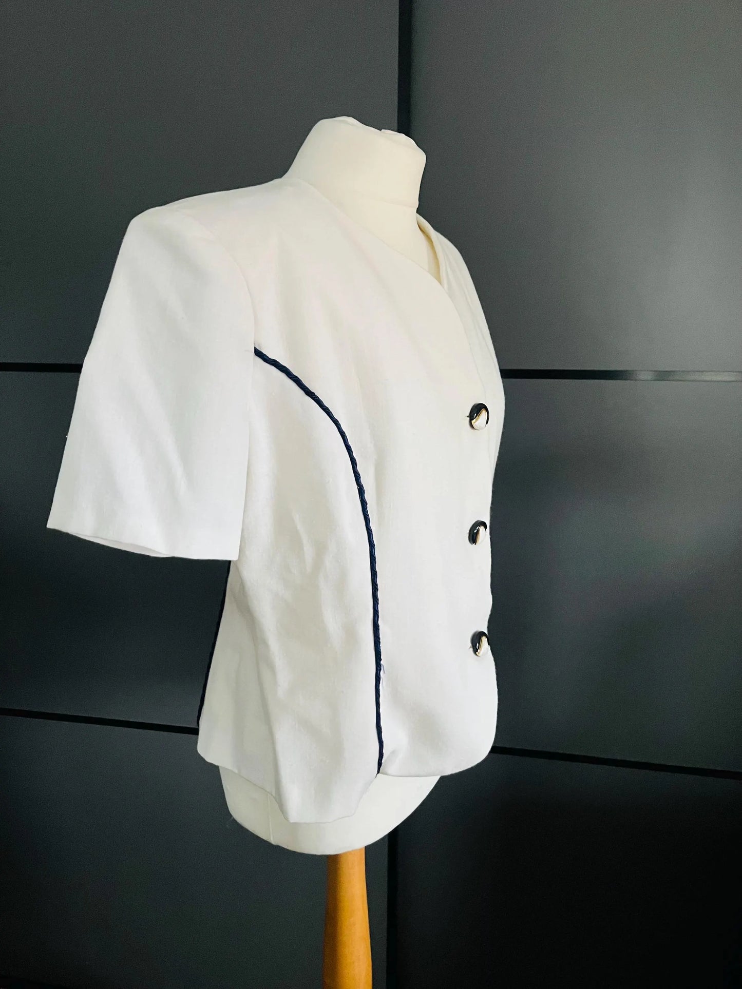 Vintage Clothing |80s Co Ord Power Suit | White & Navy |UK Size 10 |Frock33