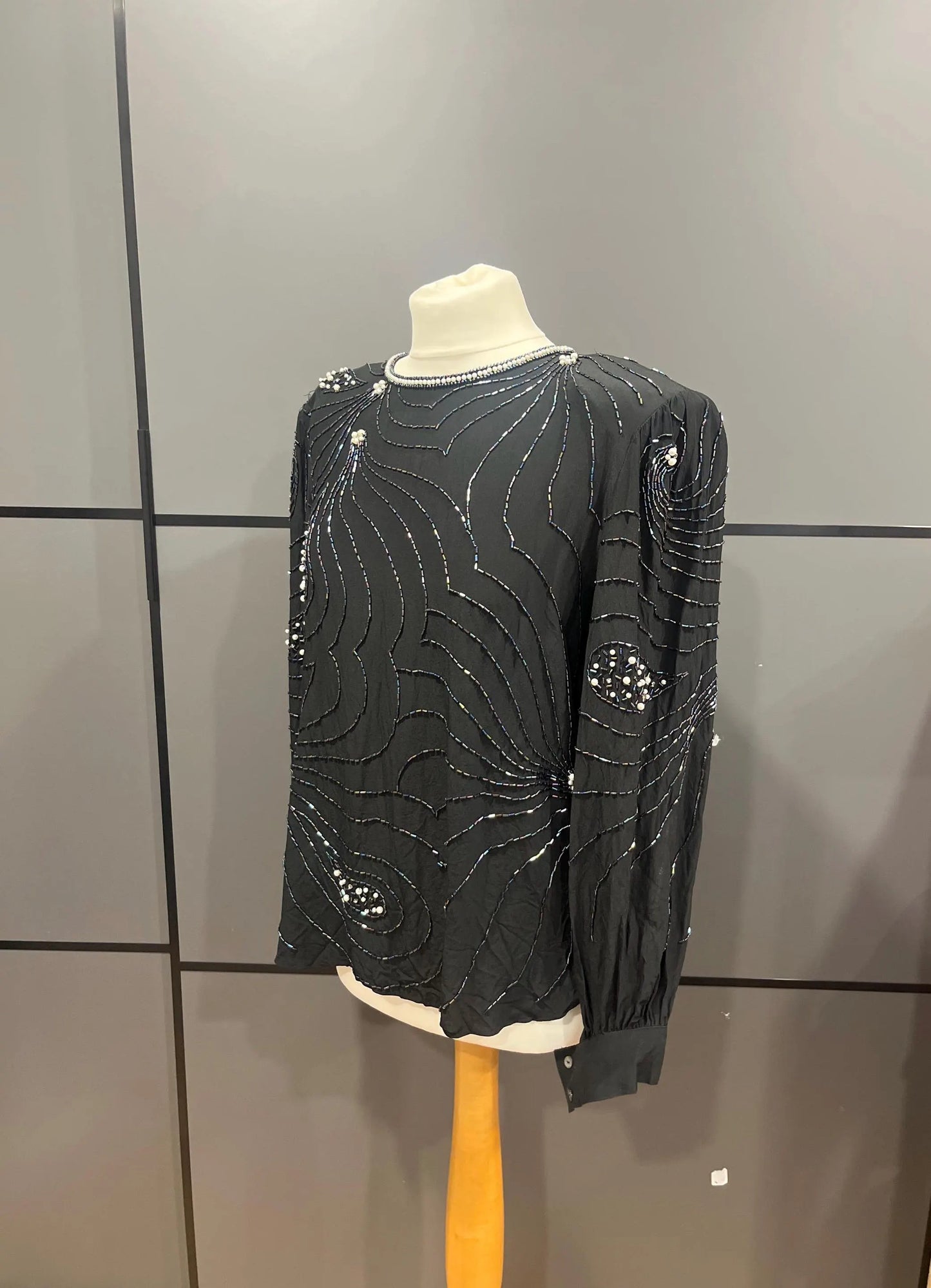 Vintage Clothing- Vintage Party Top - Silk and sequinned - size 12 Frock33