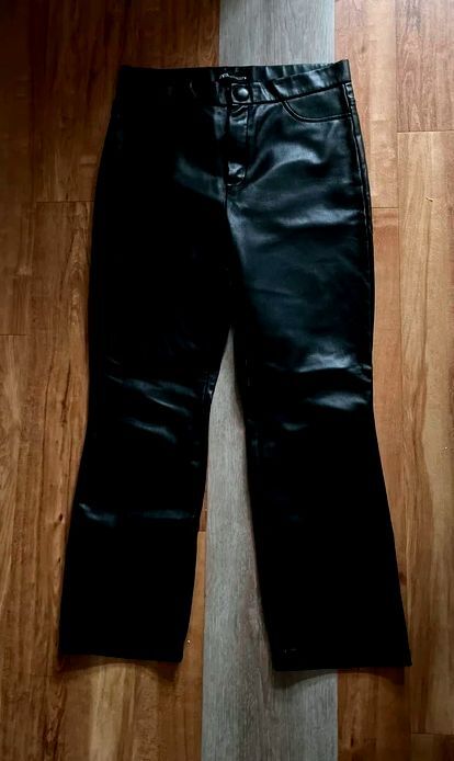 Preloved Zara Trousers | Black Pleather Faux Lather | Size L - UK12